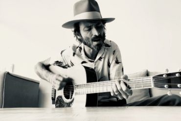 Leiva homenajea a Charly García