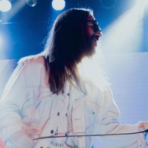Carlos Sadness en Niceto Club