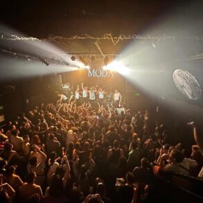 La M.O.D.A. en Buenos Aires - Uniclub