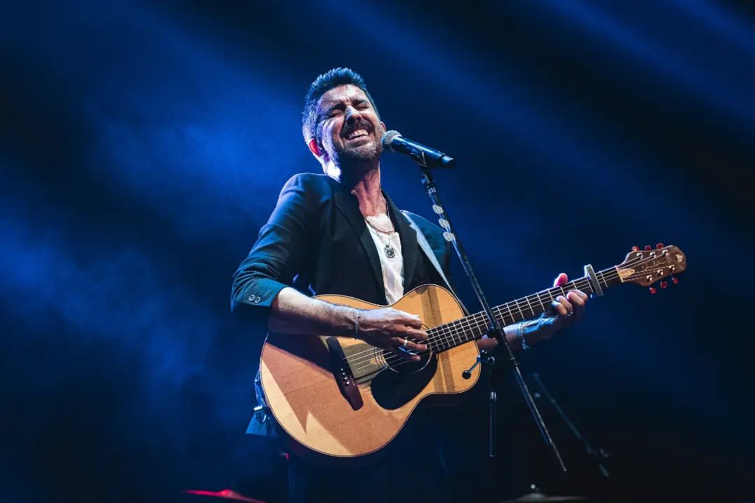 Álex Ubago en Teatro Broadway - Rosario